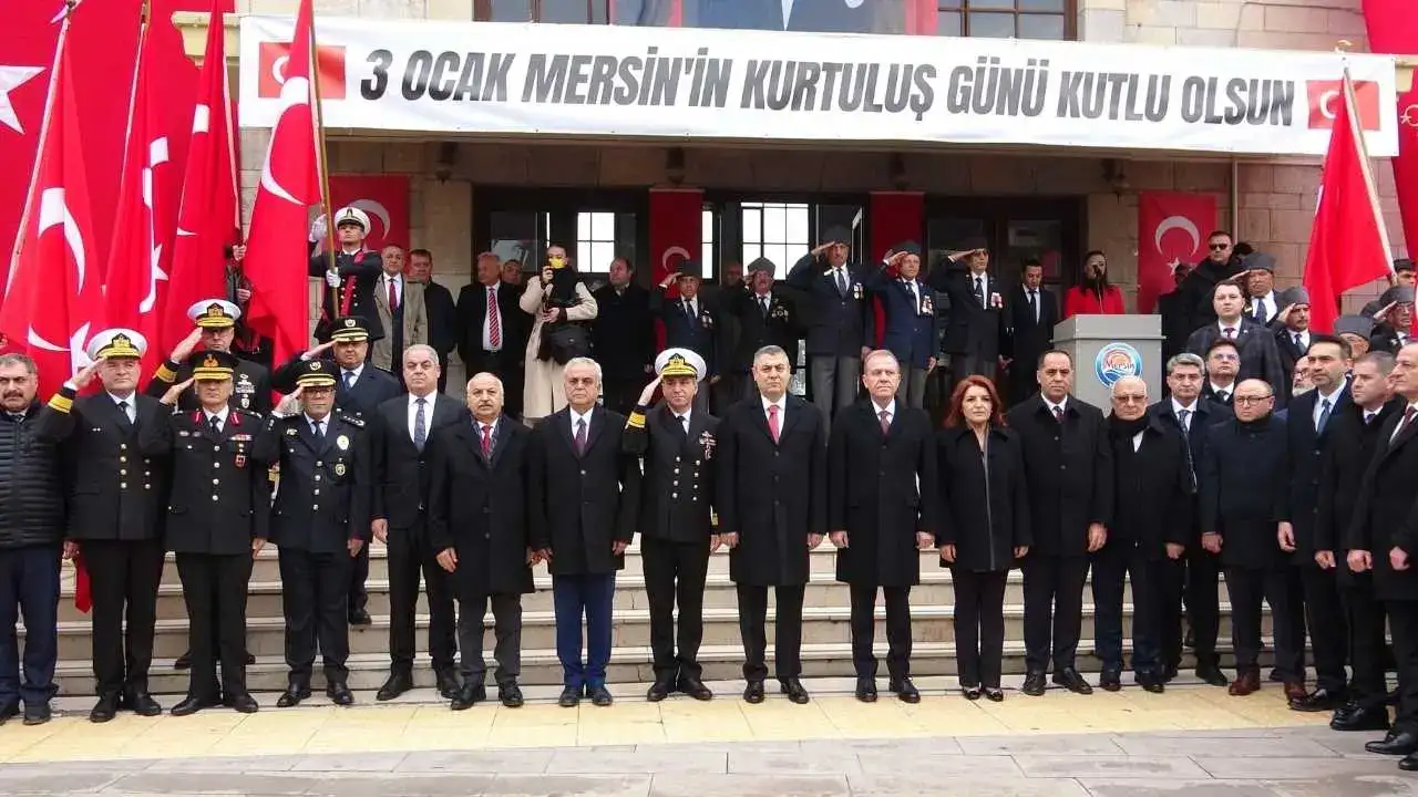 Mersin’de Tarihi Gün: Kurtuluş Coşkusu Gösterilerle Taçlandı! 4